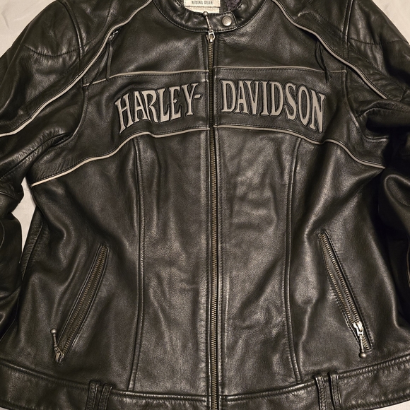 Women's Harley-Davidson Black Leather Jacket With Reflective Logos - Picture 9 of 12